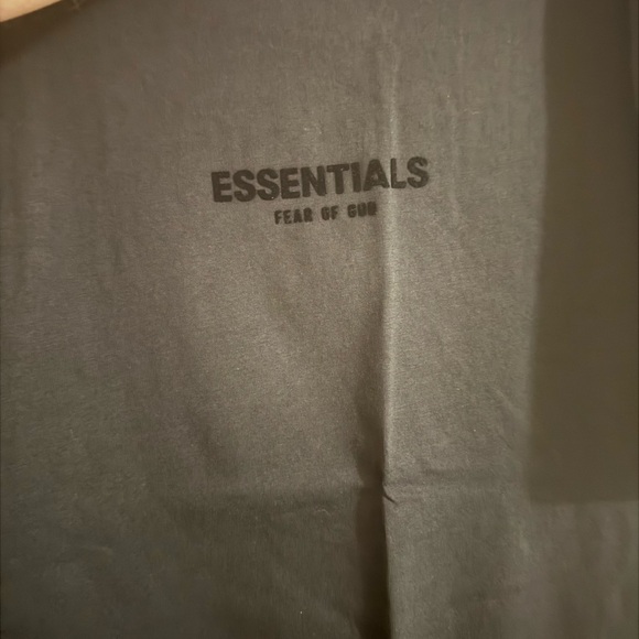 Fear of God Essentials Stretch Limo Tee (XXL) - Picture 2 of 5